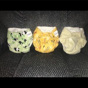 GENTLY LOVED Grovia cloth diapers - Newborn size.